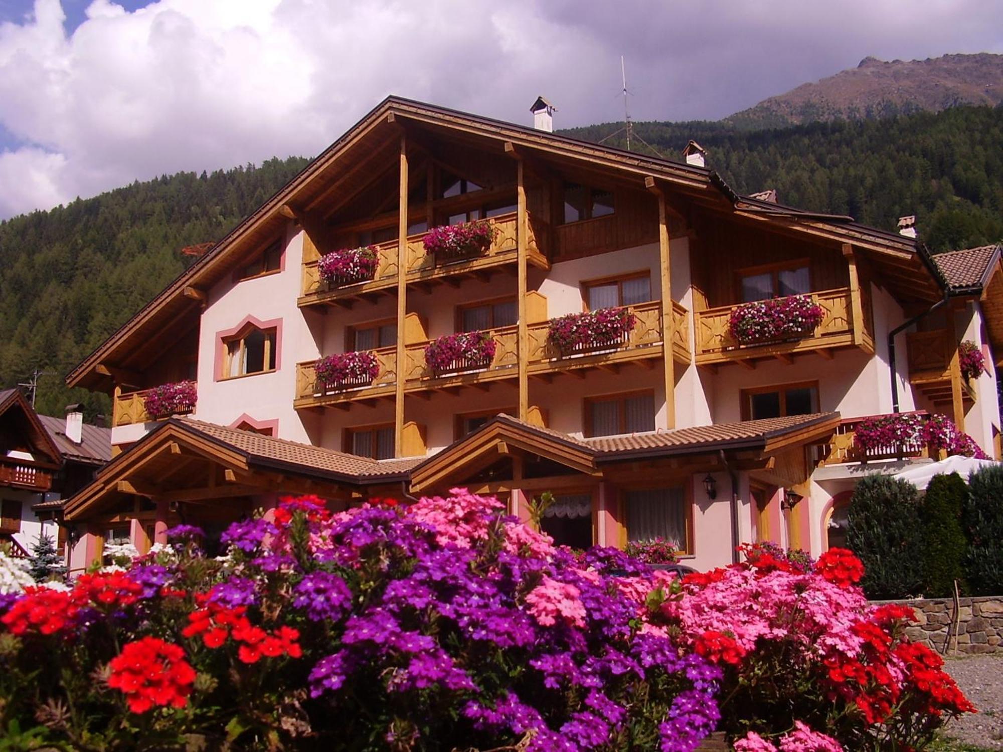 Active Hotel Gran Zebru' Cogolo Kültér fotó