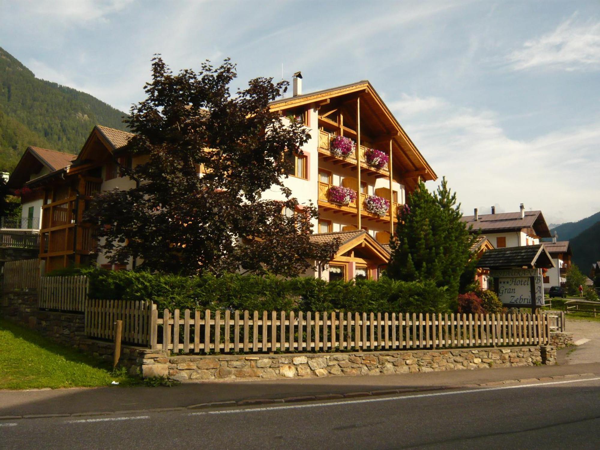 Active Hotel Gran Zebru' Cogolo Kültér fotó
