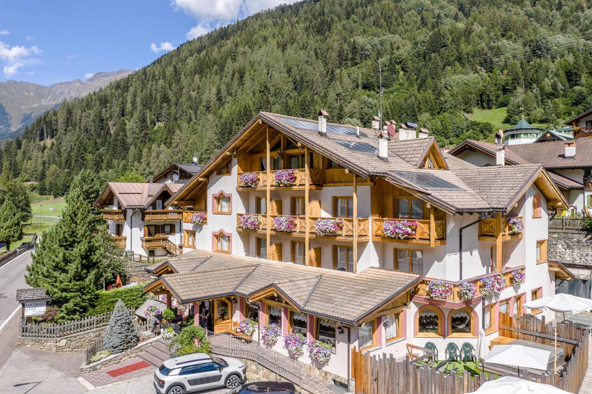 Active Hotel Gran Zebru' Cogolo Kültér fotó